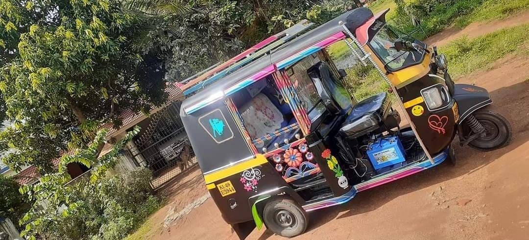 Manghaladhayani Auto Driver 4