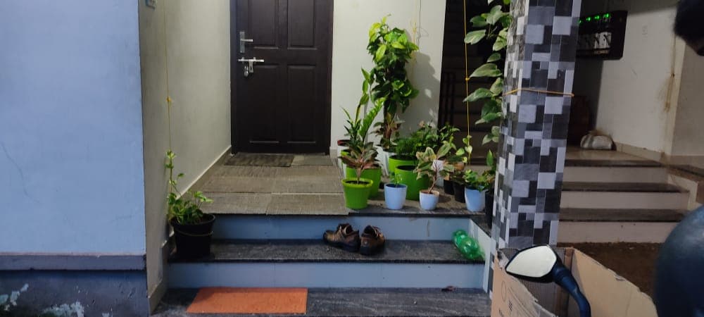 Munnas Flat 5