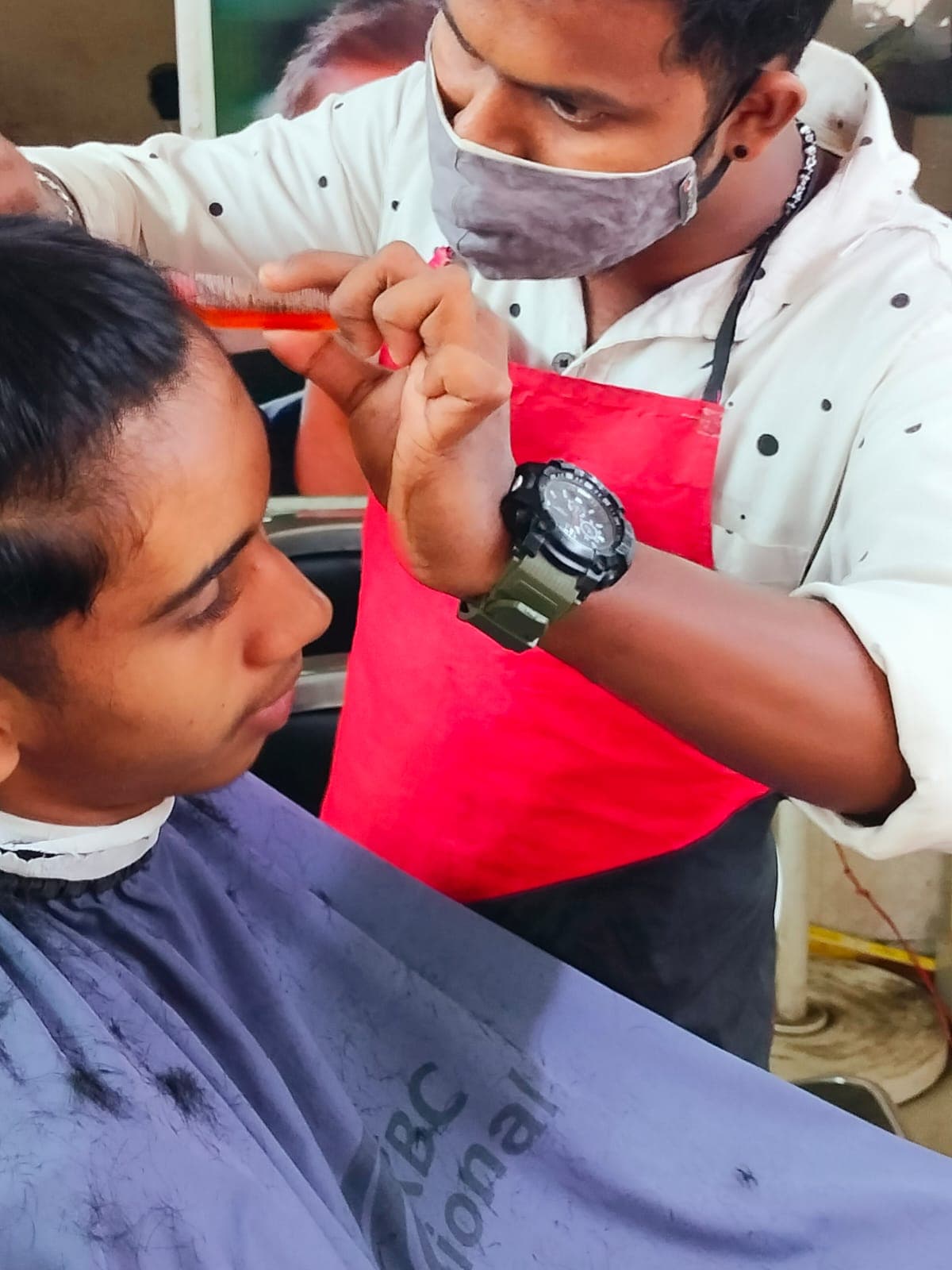 Wet Look Beauty Parlour 5