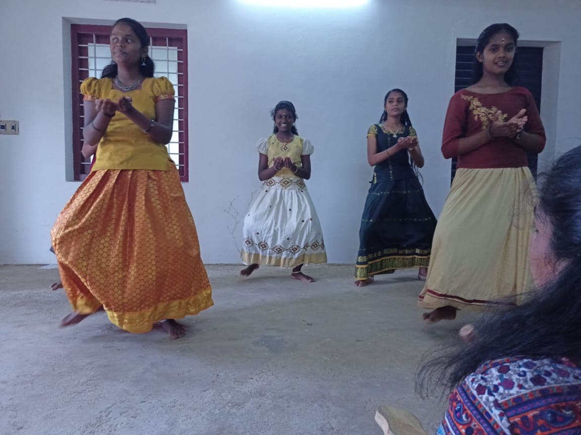 Natyakalakshethra Dance class 3