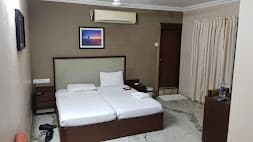 Hotel Samco Main 5