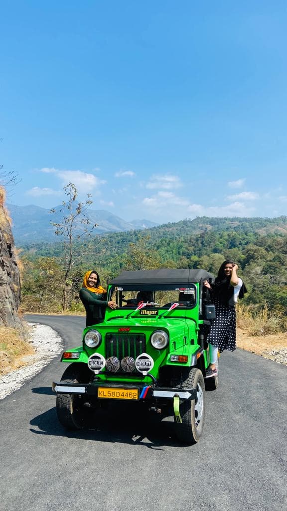 Jeep Safary 4