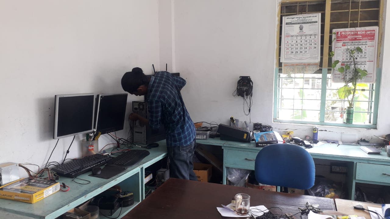 Oasis Computer 4