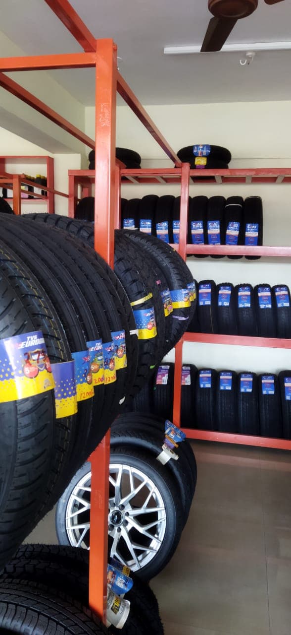 Karunya Tyre Traders  4