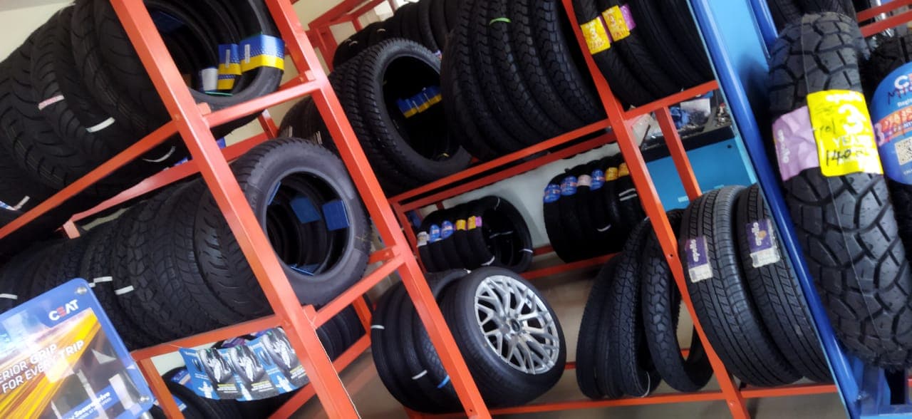 Karunya Tyre Traders  5