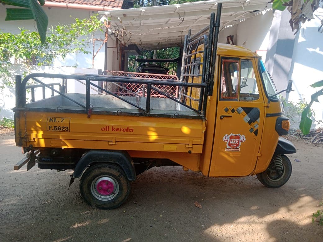 Gurudevan Auto Driver 2