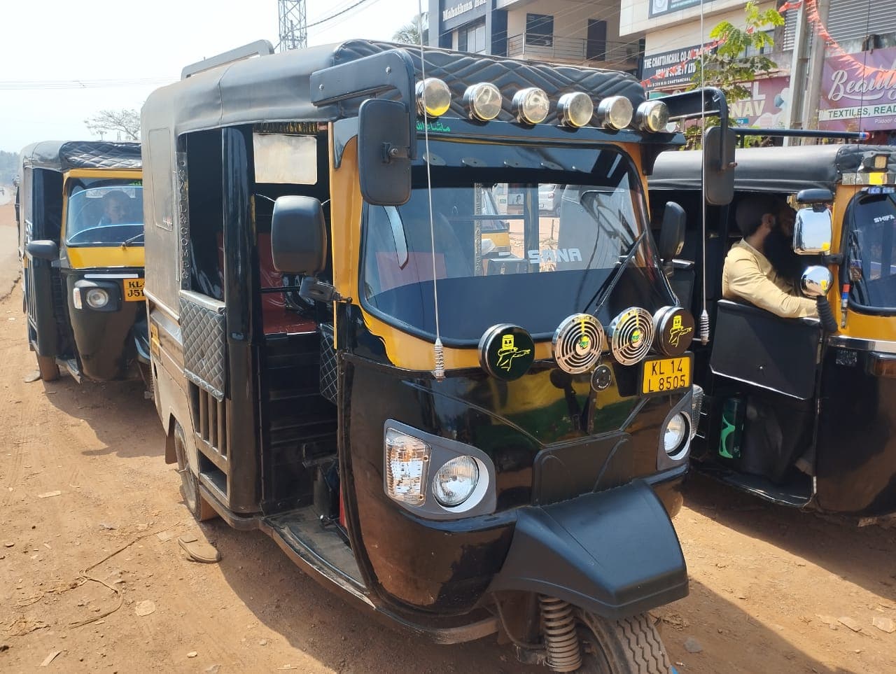 Sameer Auto Driver 3