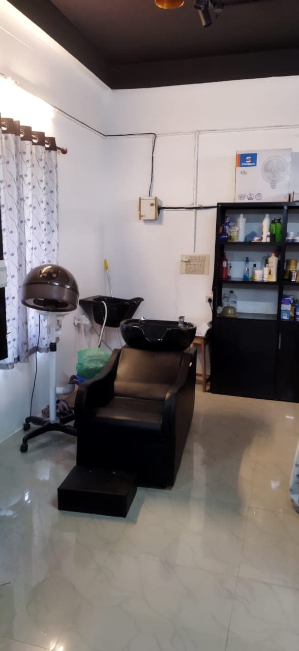 Sneha Beauty Saloon 4