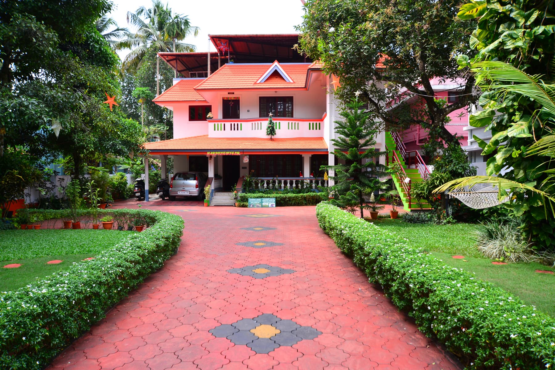 Colonel's Home Stay 2