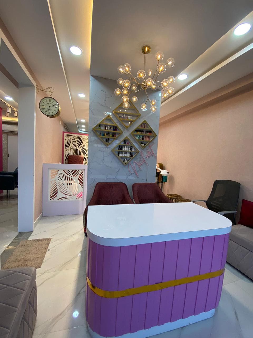 Sheebas Beauty Lounge 4