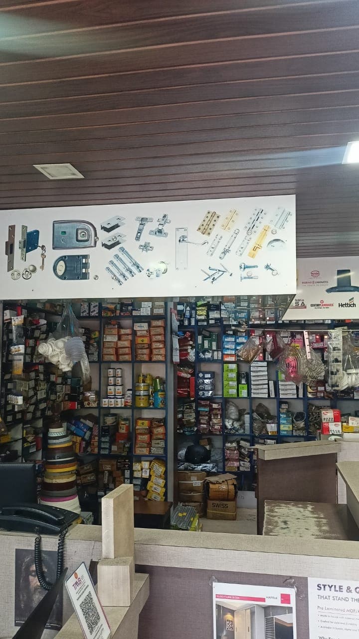 Triveni Glass Emporium 4