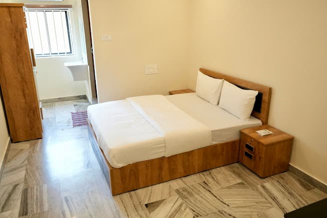  Kalanad Residency And Convention Centre 2