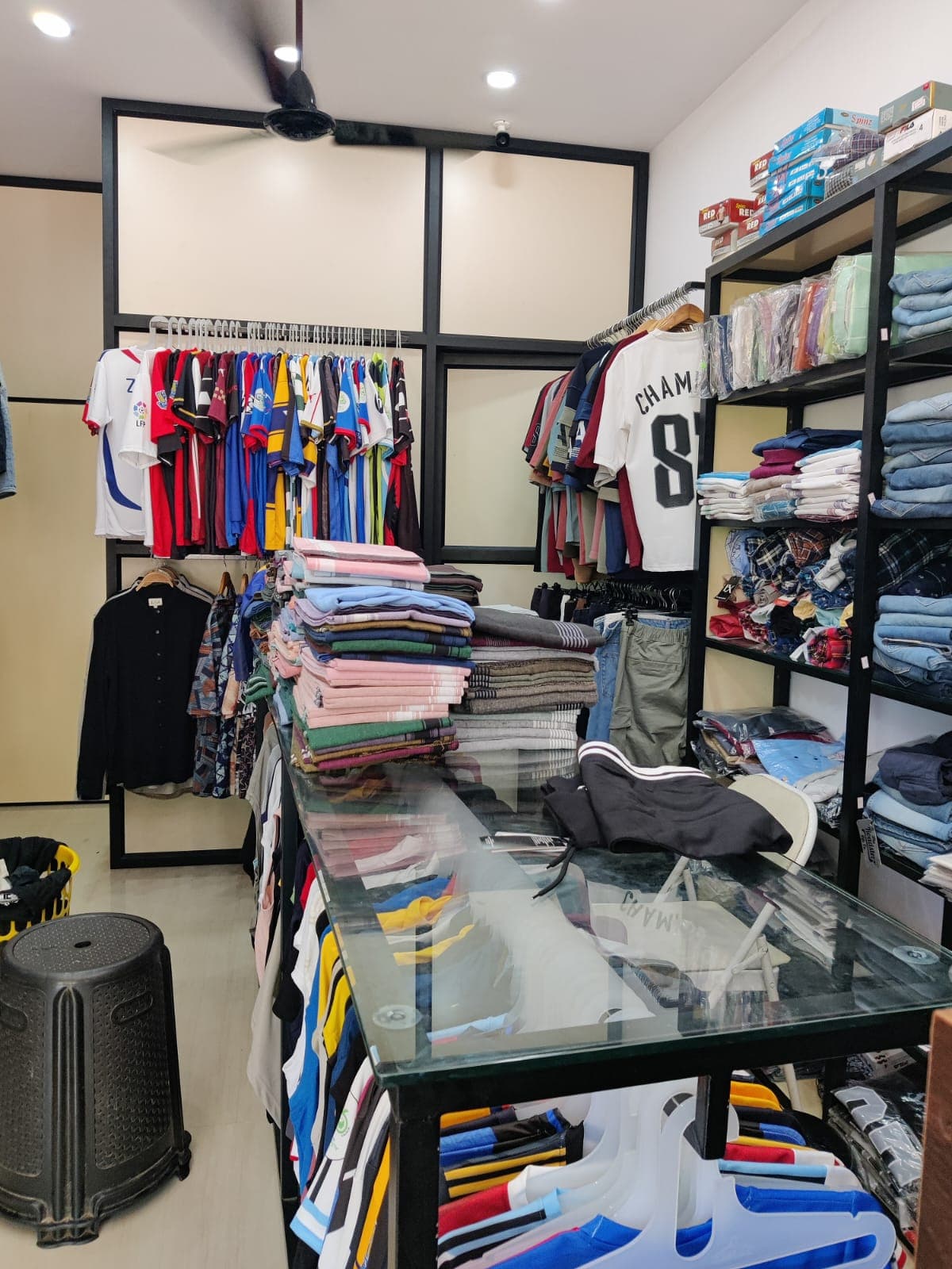 MEXICAN Export Surplus Outlet 3