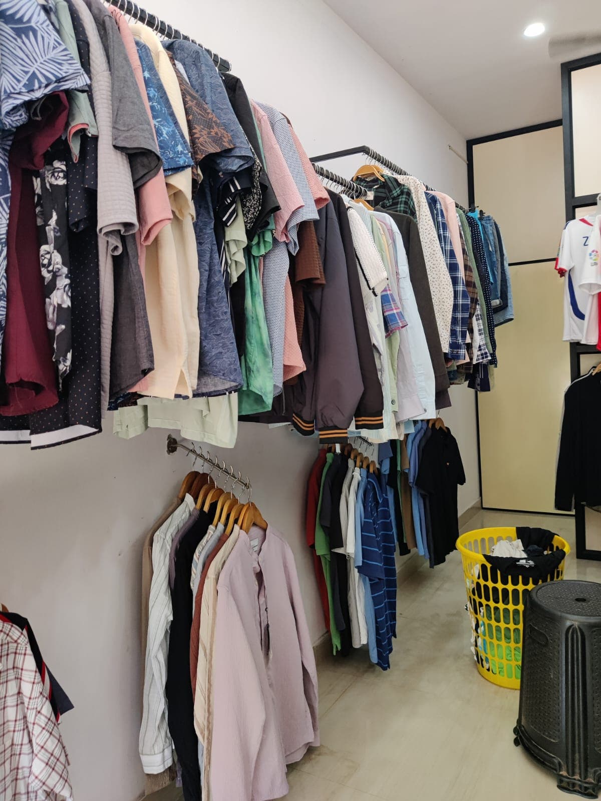 MEXICAN Export Surplus Outlet 4