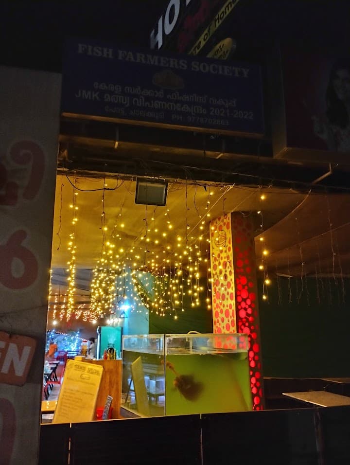 Meenchatti Restaurant  3