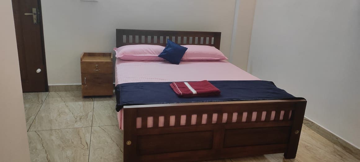 H Square Home Stay  2