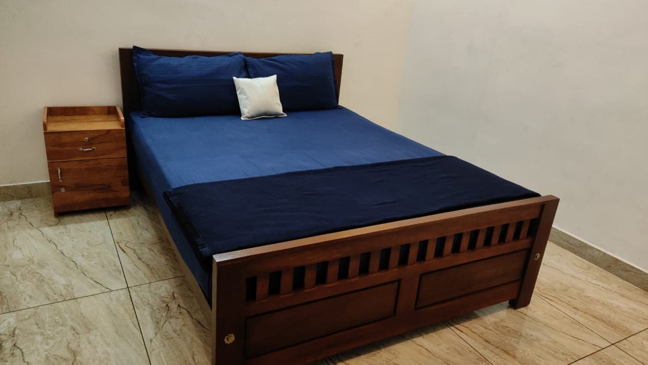 H Square Home Stay  4