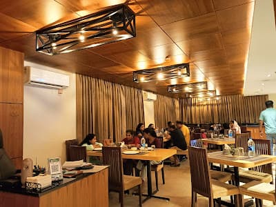 Viceroy Restaurant 2