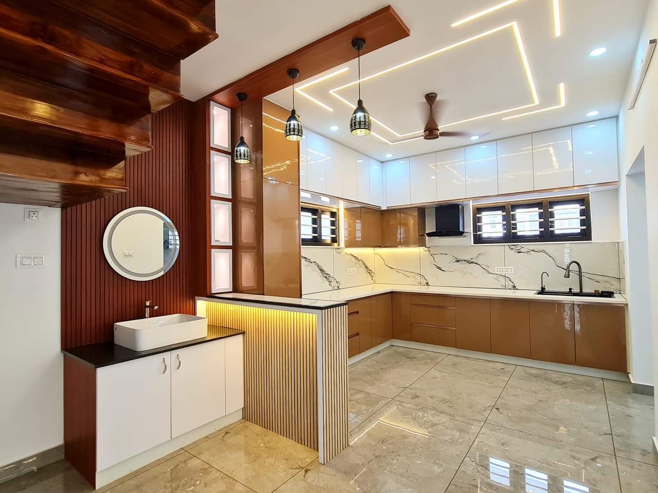 Kadapaadam Interior 2