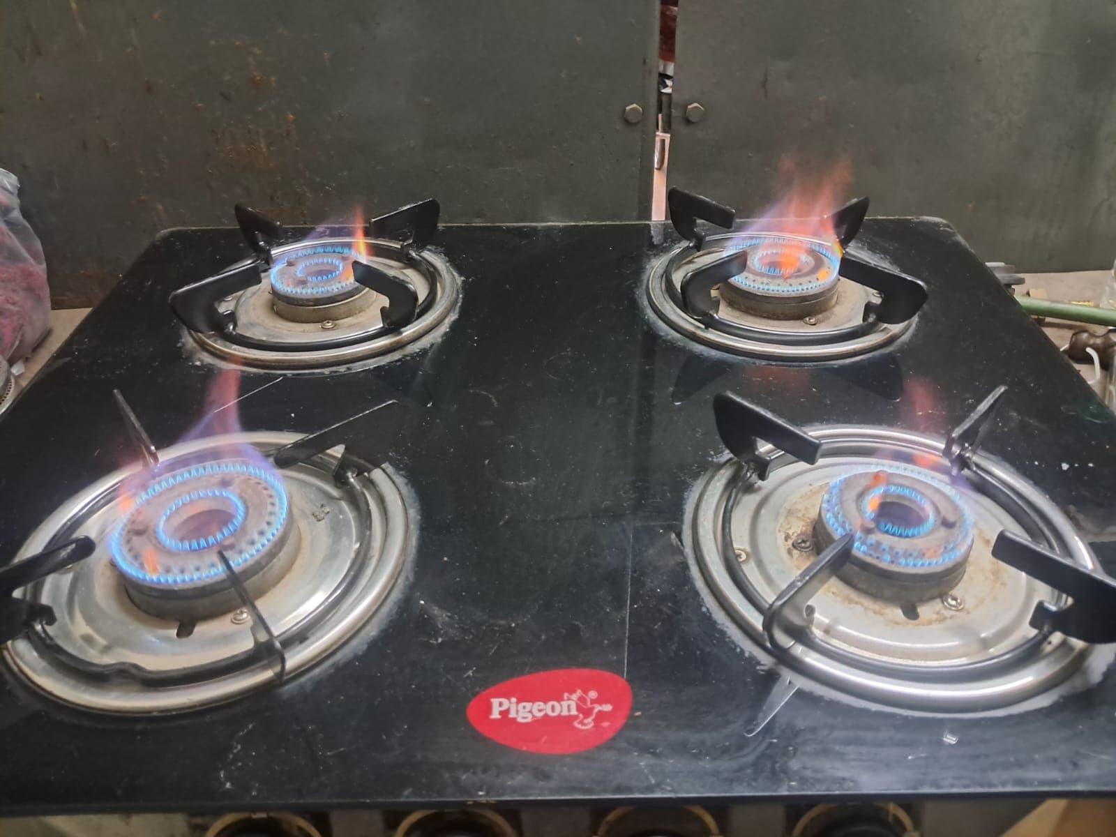 A2Z Gas Stove Sales and Service 2