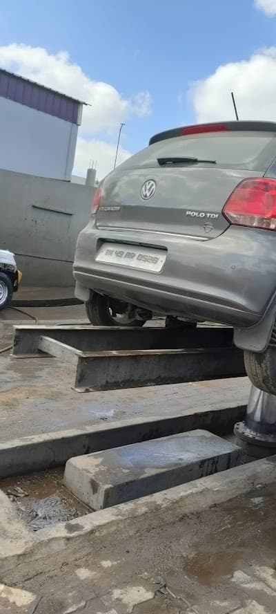Aarupadai Murugan Car Wash 4