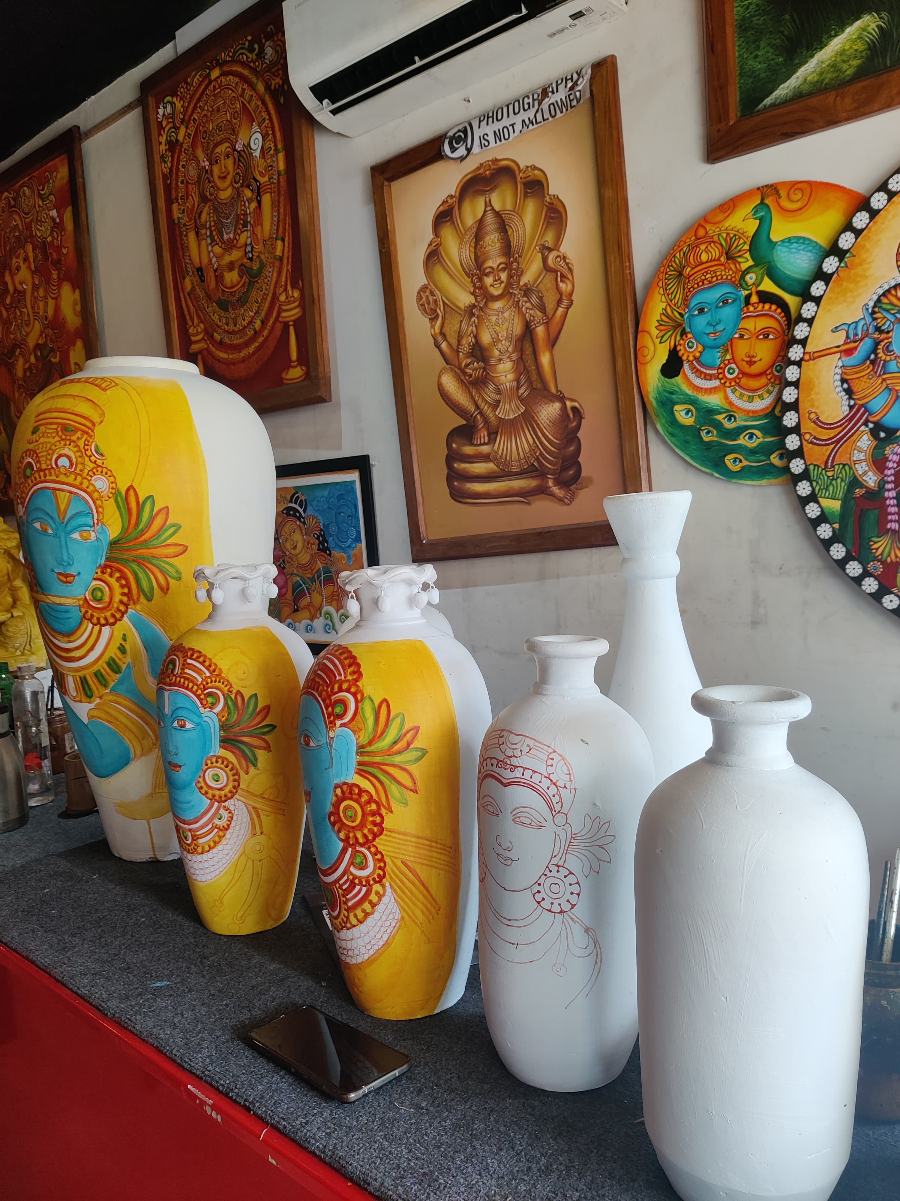 AMO Art Gallery 2