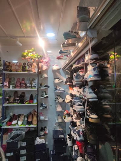  Shoe Club Kakkanad 2