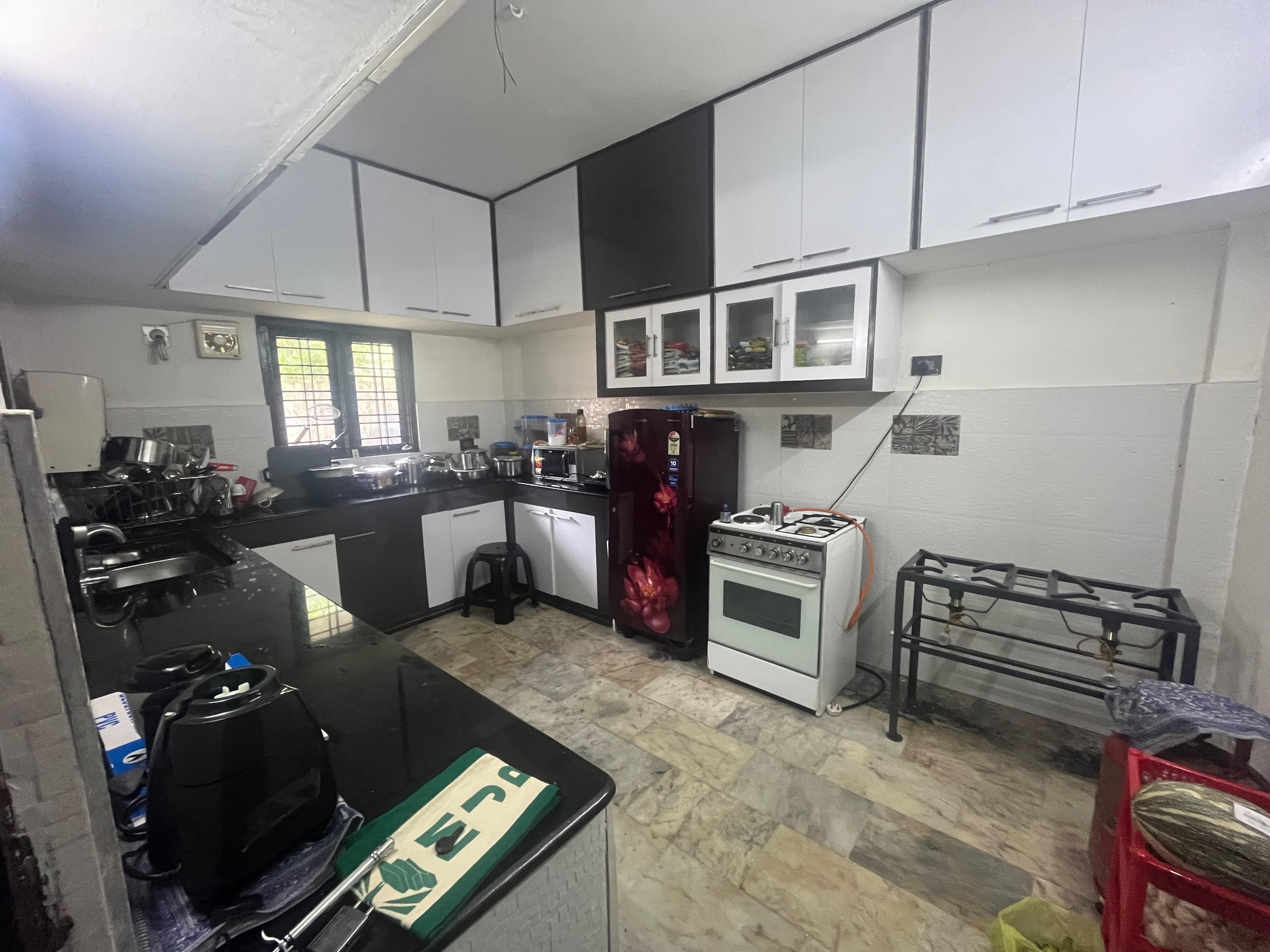 Saro's Premium Ladies Hostel 5