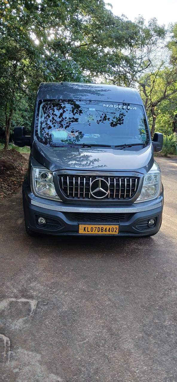 Kerala Tour Bus 2