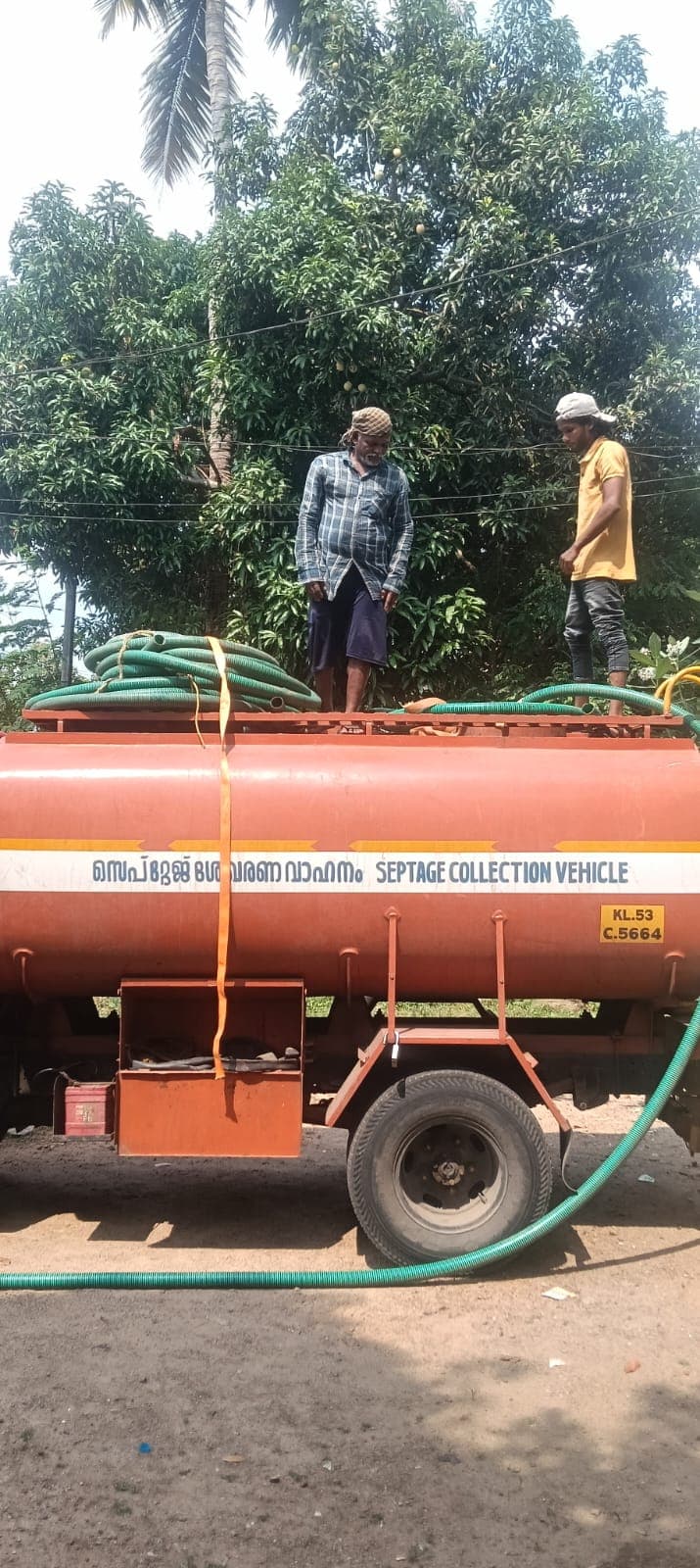 Efficient Septic Tank Cleaning Services 3