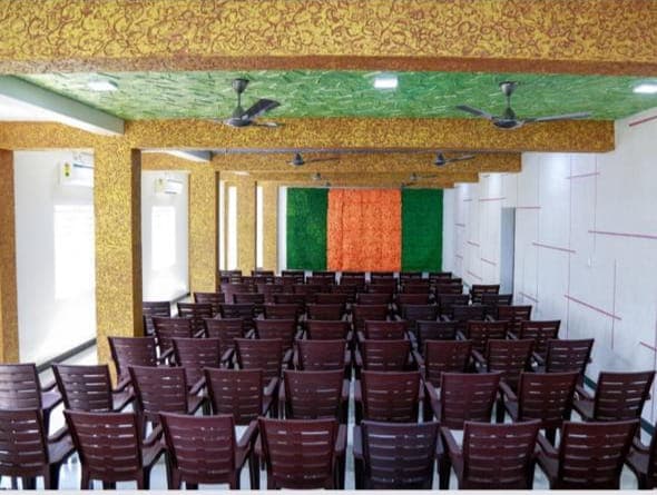 Mayura Mini Hall A/C 4