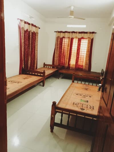 Ladies Hostel & Paying Guest 3