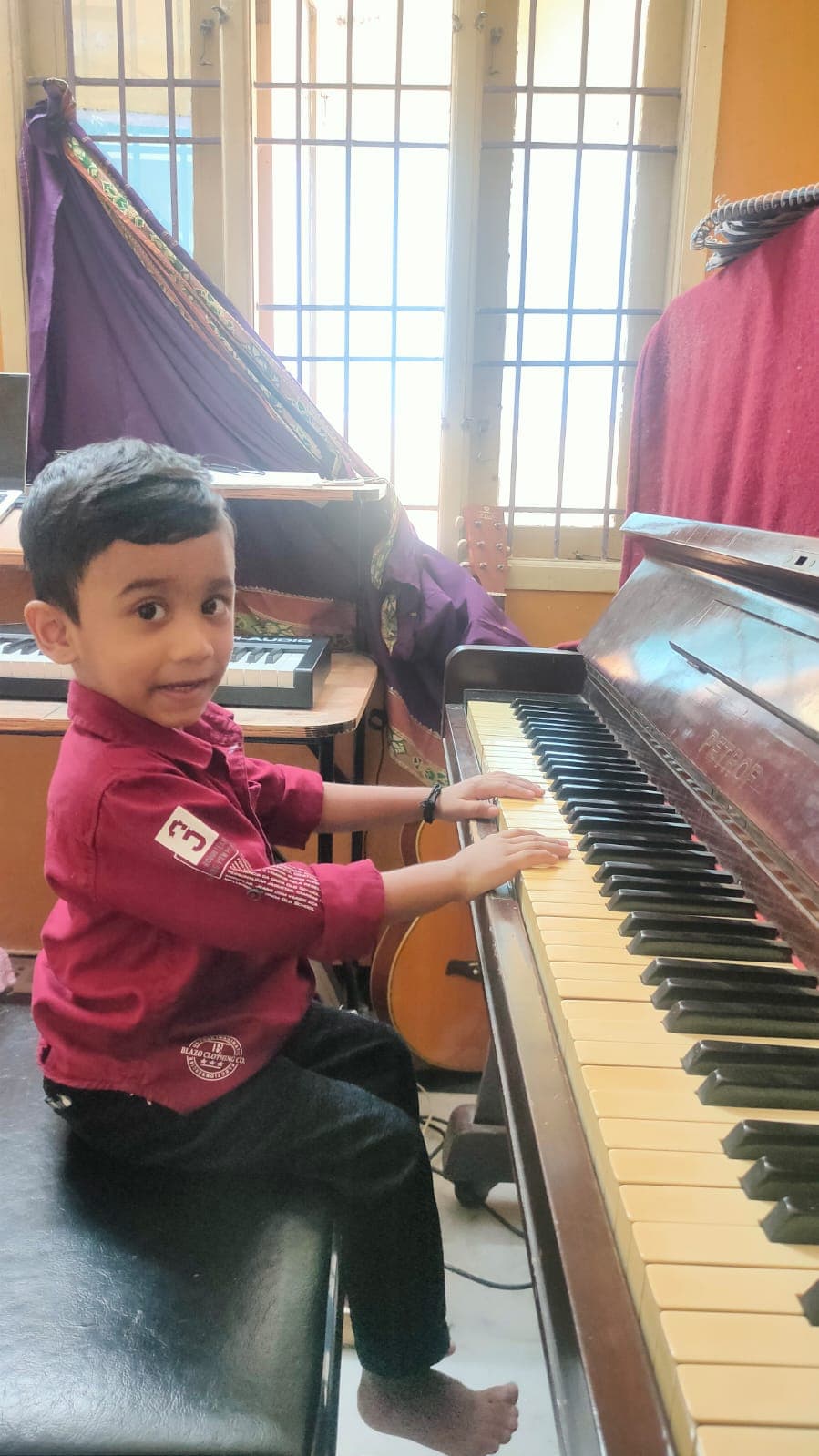 Reb Mos School Of Music 3