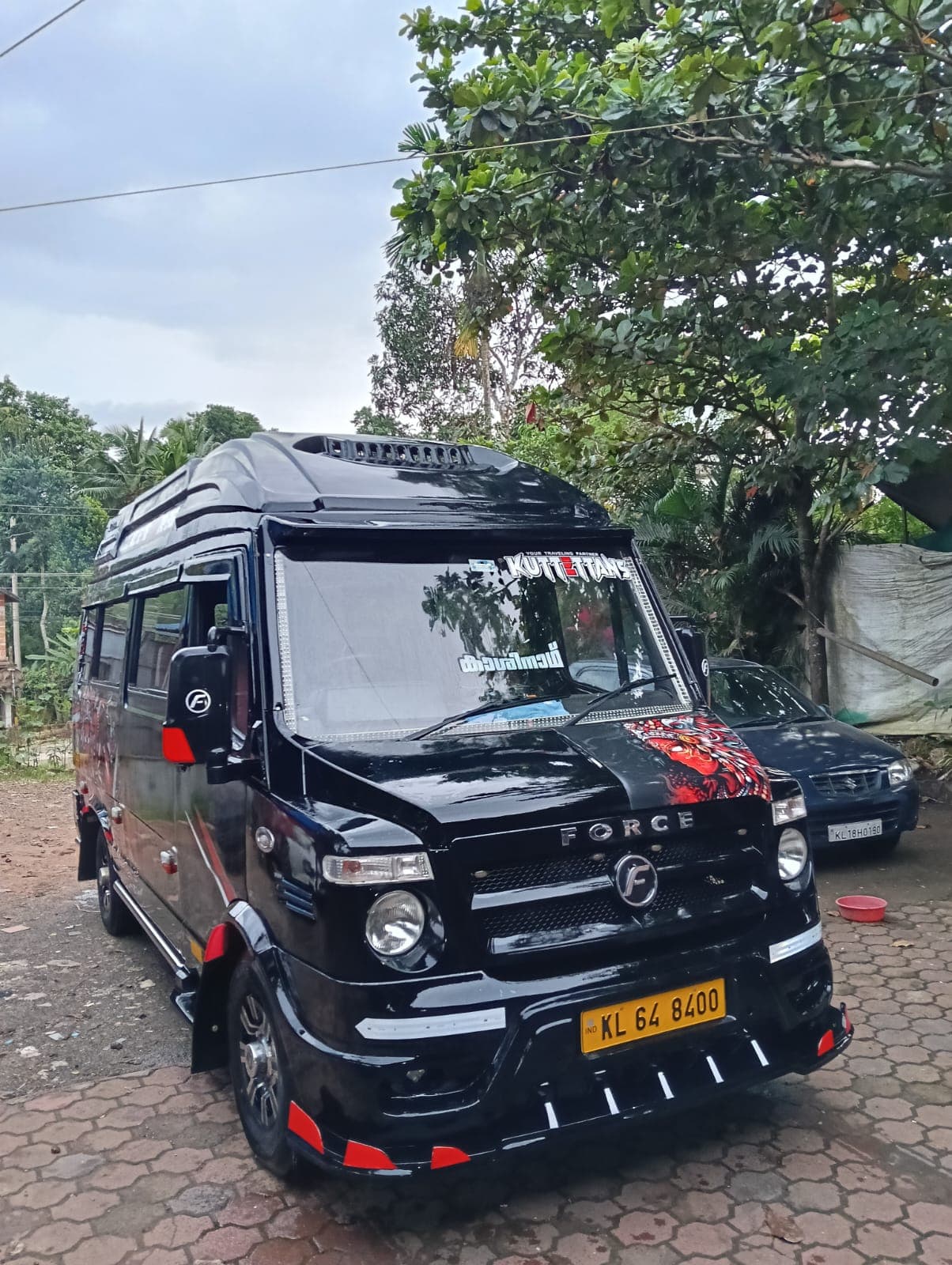 Rajeev Tours traveller driver 2