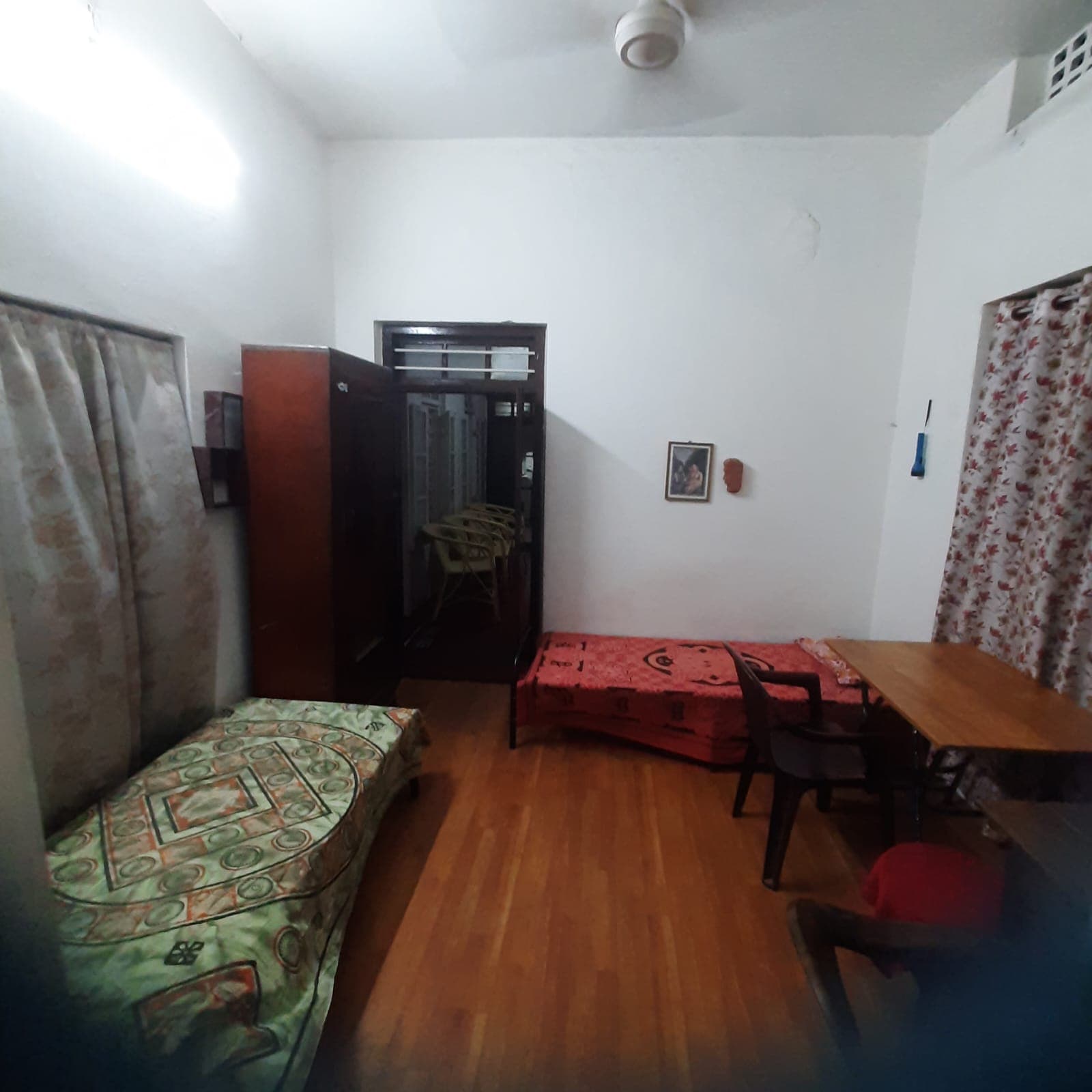 VH Paying Guest Accommodation for Girls  3