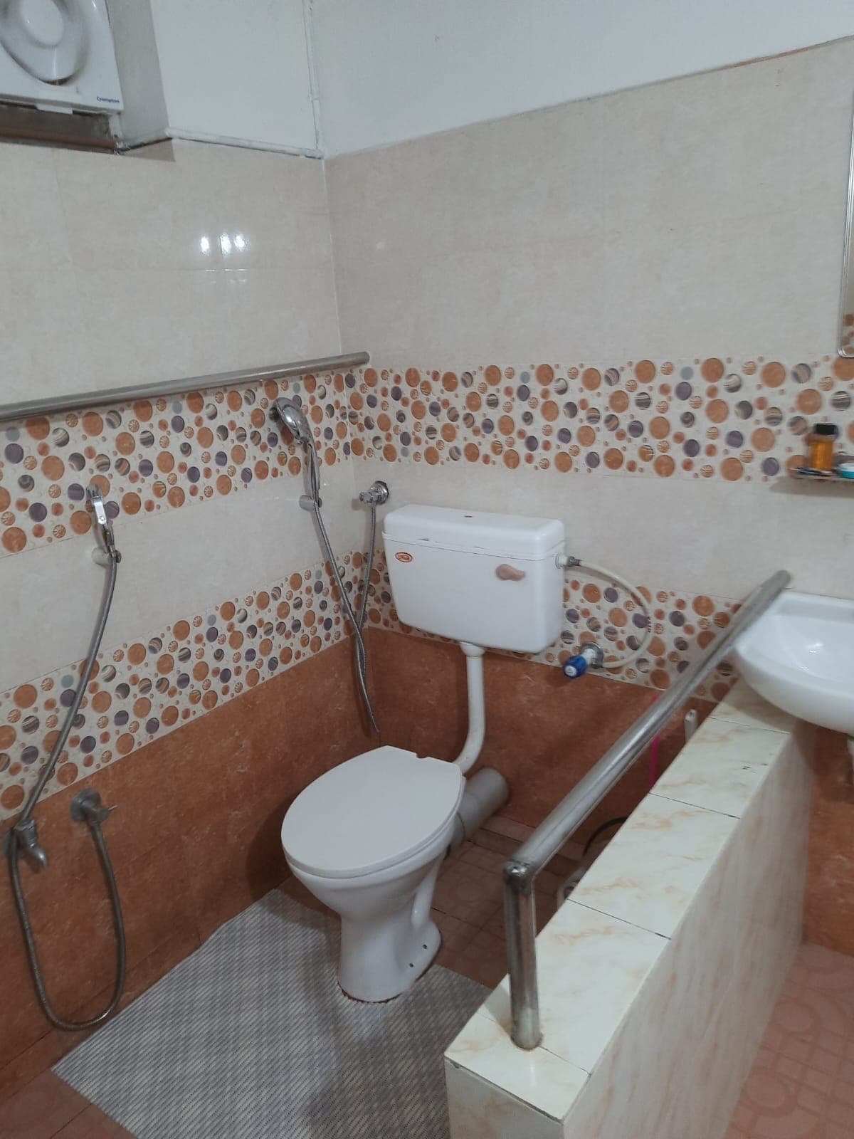 VH Paying Guest Accommodation for Girls  5