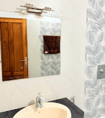 A & A MEN'S HOSTEL 3