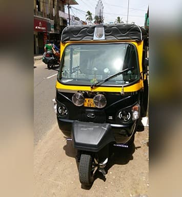Niyas Auto Driver