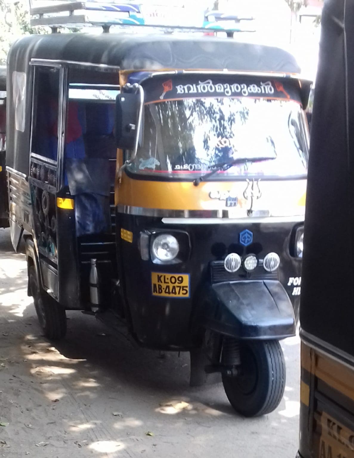 Velmurugan Autorickshaw