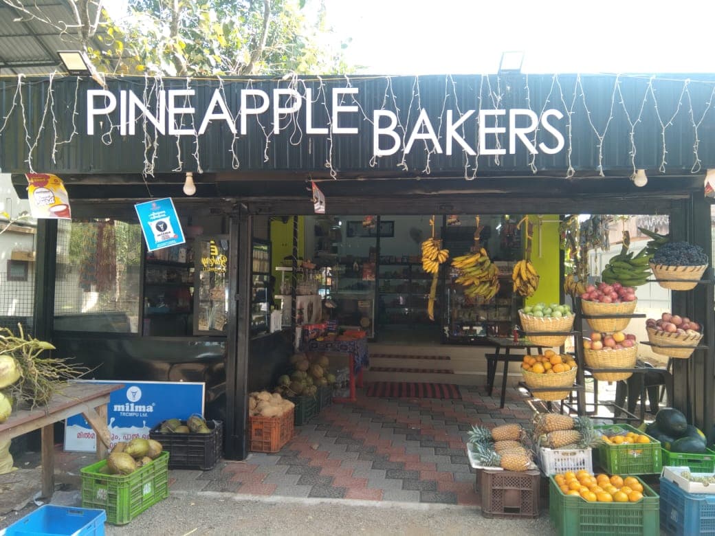 Pineapple bakery 