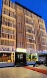 LEE BENZ-ARK HOTEL