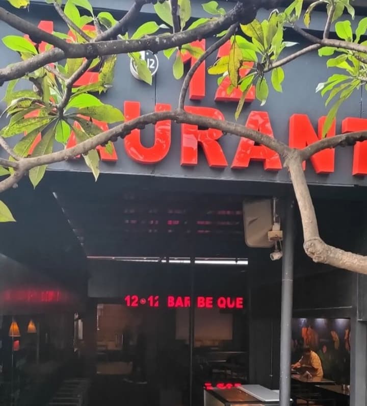 12 to 12 Bar-Be-Que