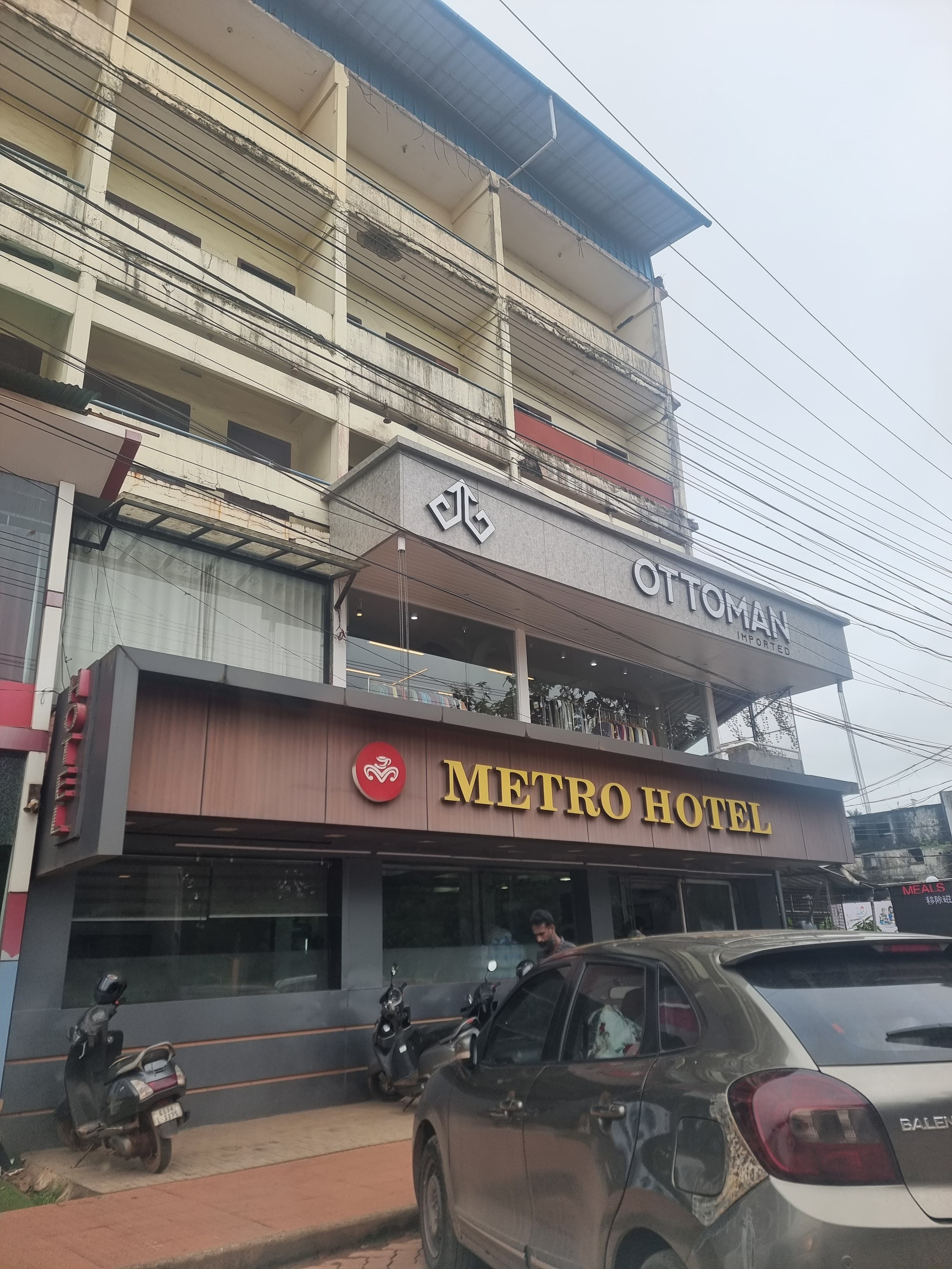 Metro Hotel