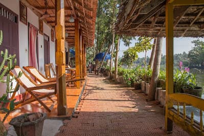 Malayalam Lake Resorts