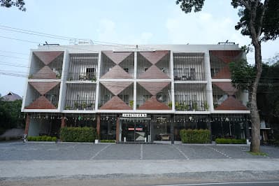 Royalton Residency