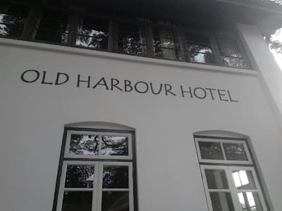 Old Harbour Hotel