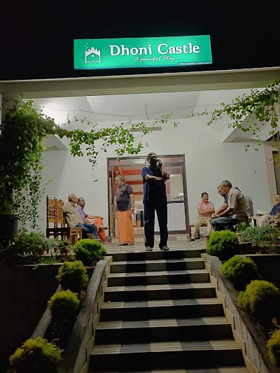 Dhoni Castle