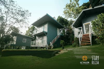 Le valor Resorts by Crezenta
