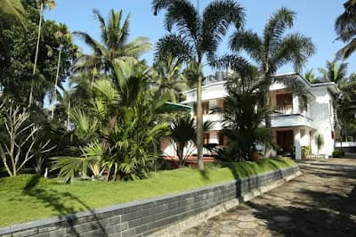 Evergreen Villa