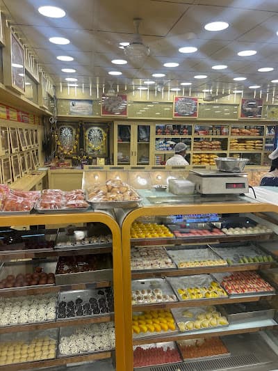 Nellai Muthu Vilas Sweets & Bakes